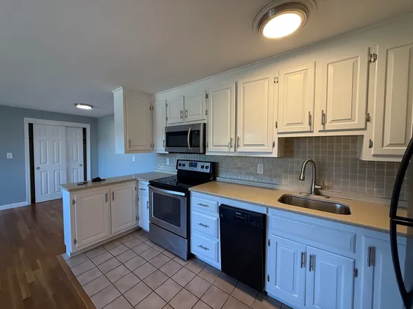 $345,000 | 224 School Street, Unit 10, Walpole, MA 02081