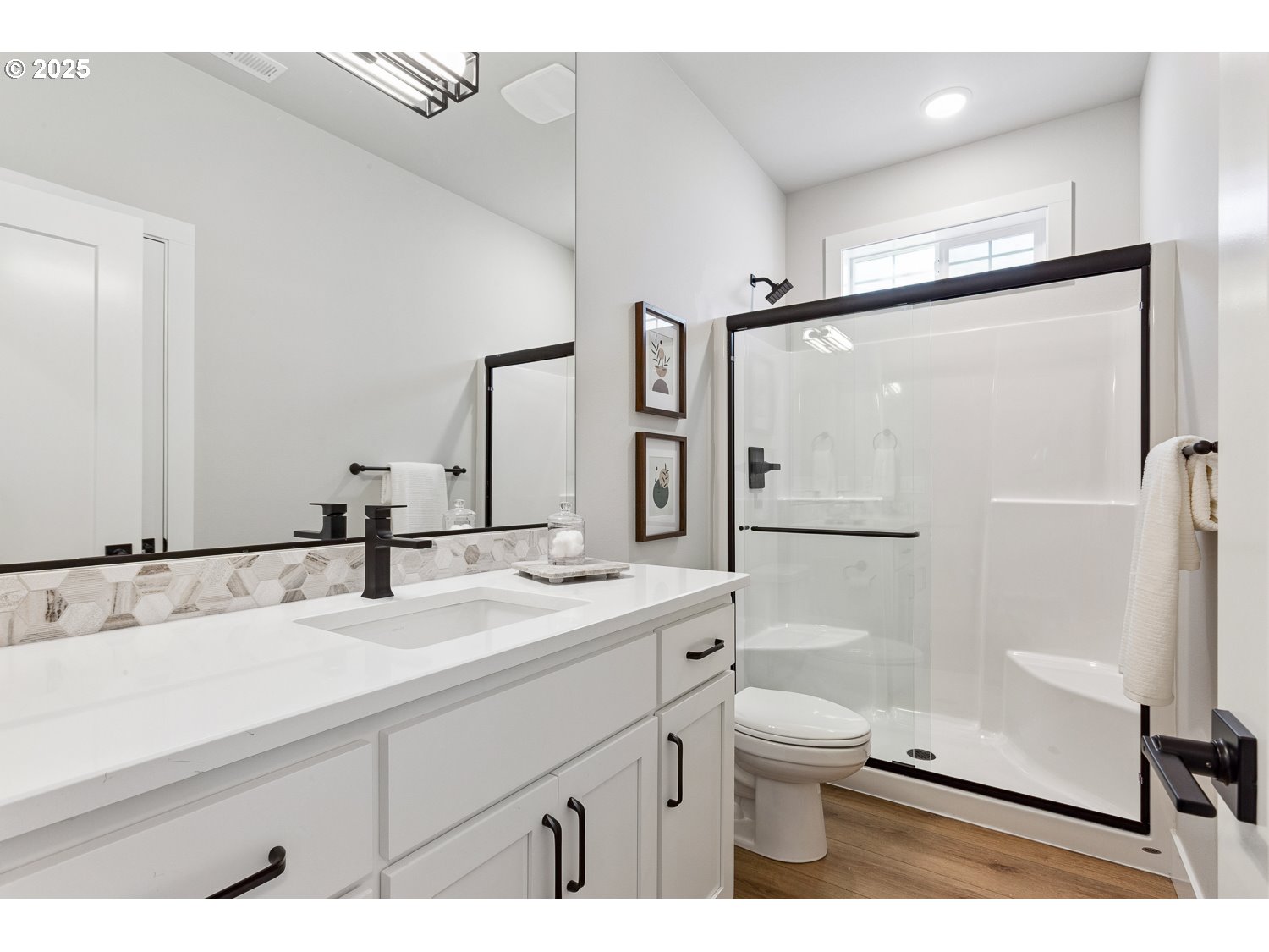 27223 Southwest Vista Rdg Lane Wilsonville, OR 97070 - Photo 17 of 45 Gallery Image 17