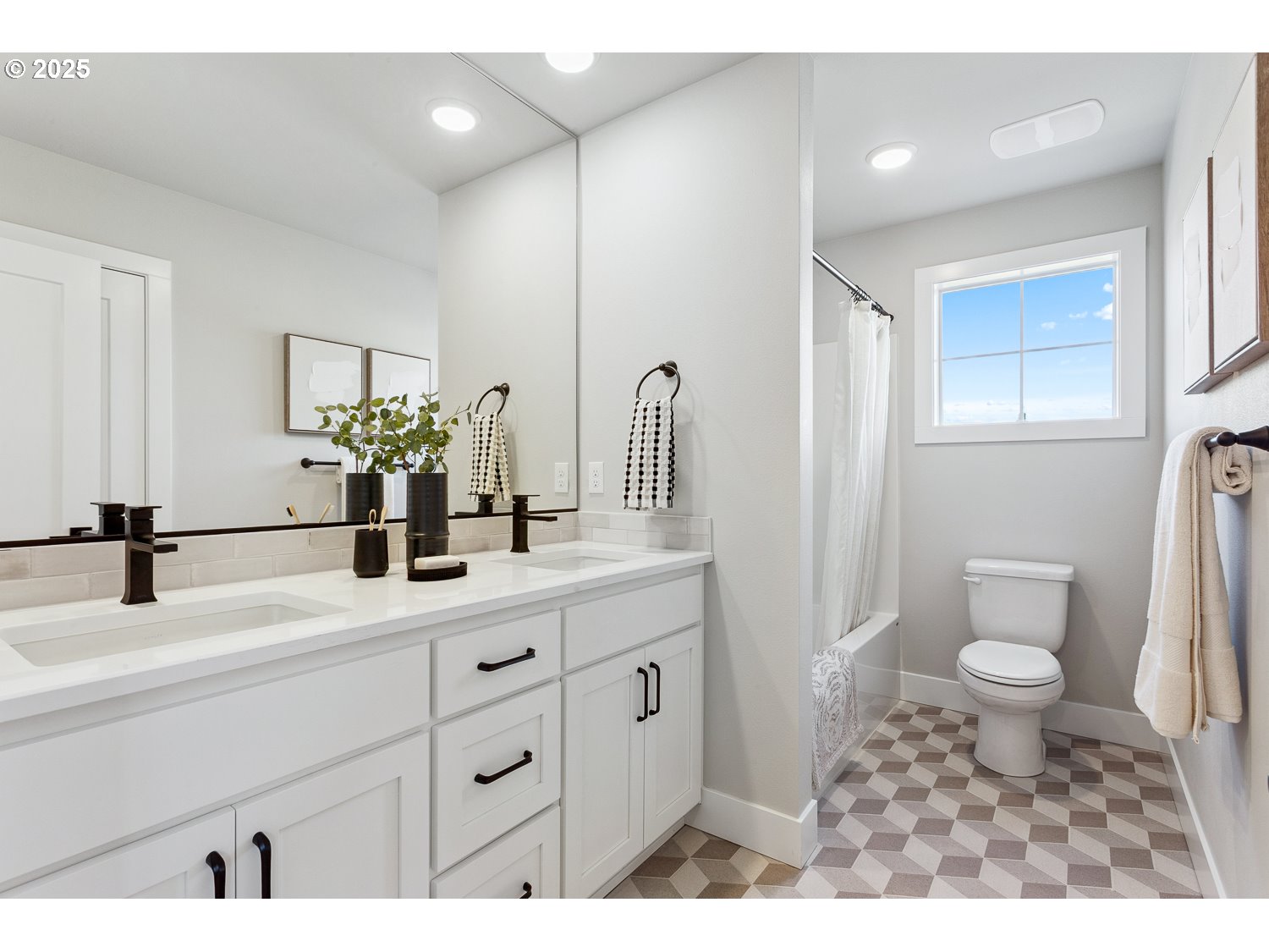 27223 Southwest Vista Rdg Lane Wilsonville, OR 97070 - Photo 33 of 45 Gallery Image 33