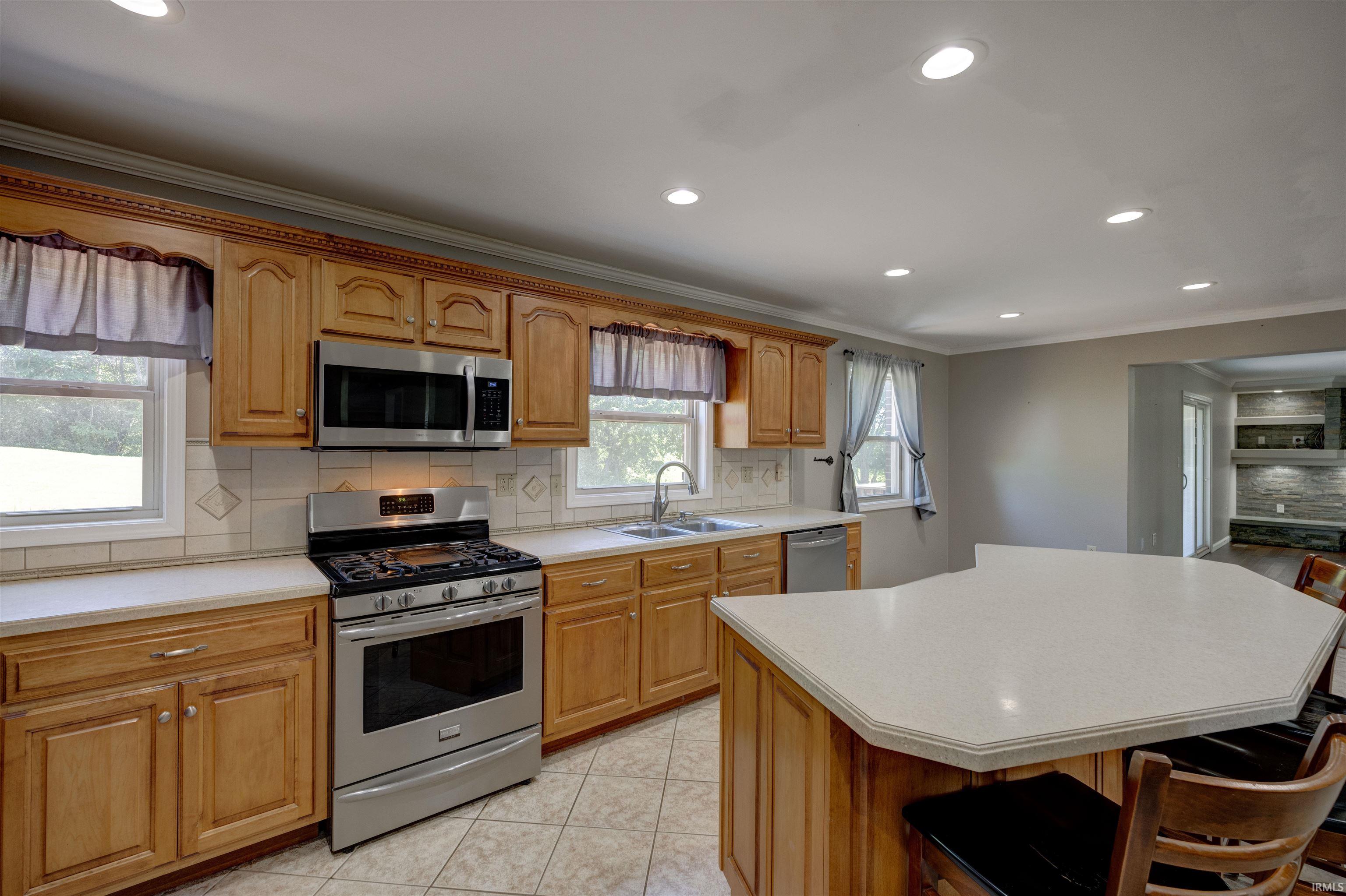 8010 St Peters Church Road Lamar, IN 47550 - Photo 11 of 36