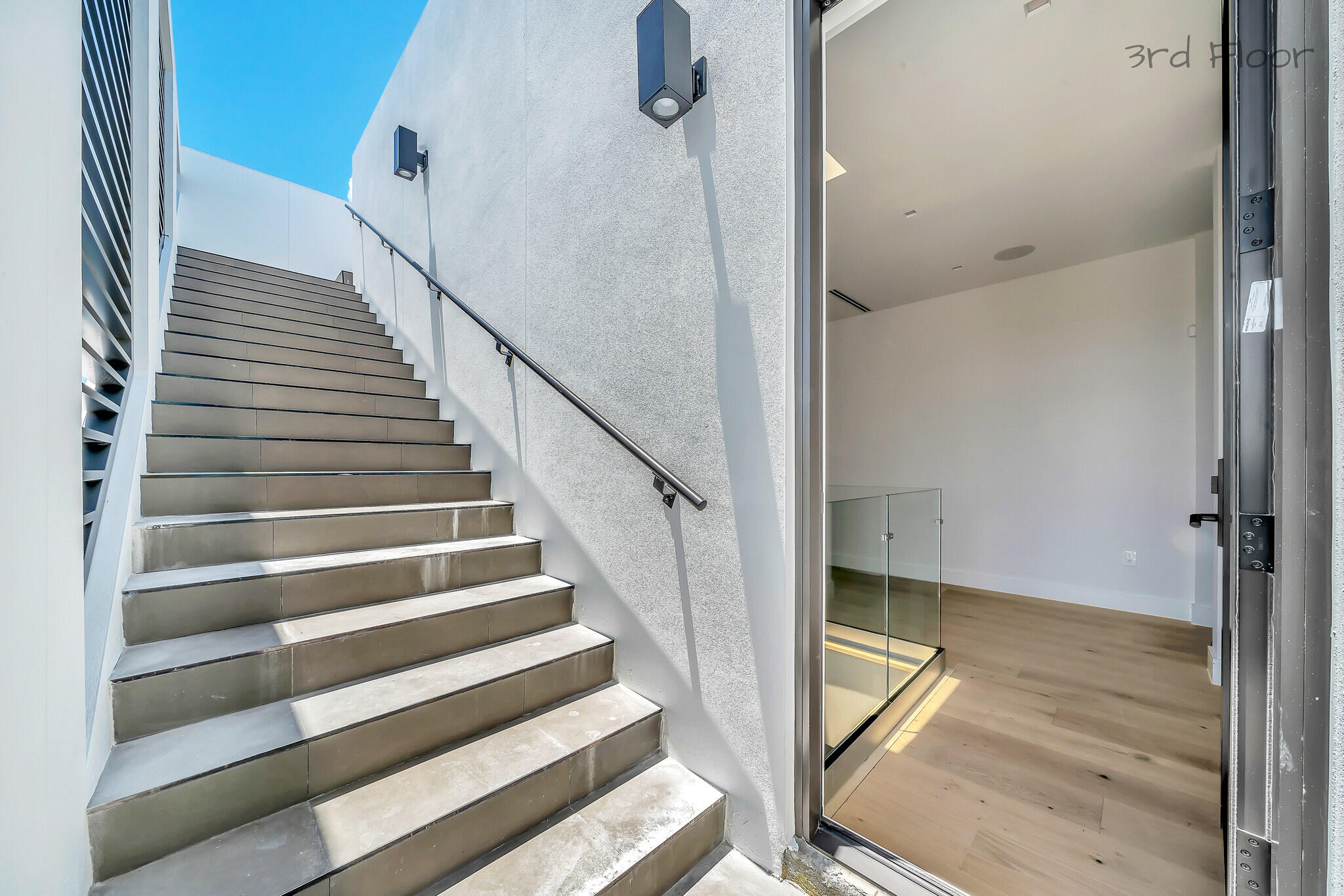 16 Seaside Avenue Key Largo, FL 33037 - Photo 114 of 140 Stairs to rooftop deck