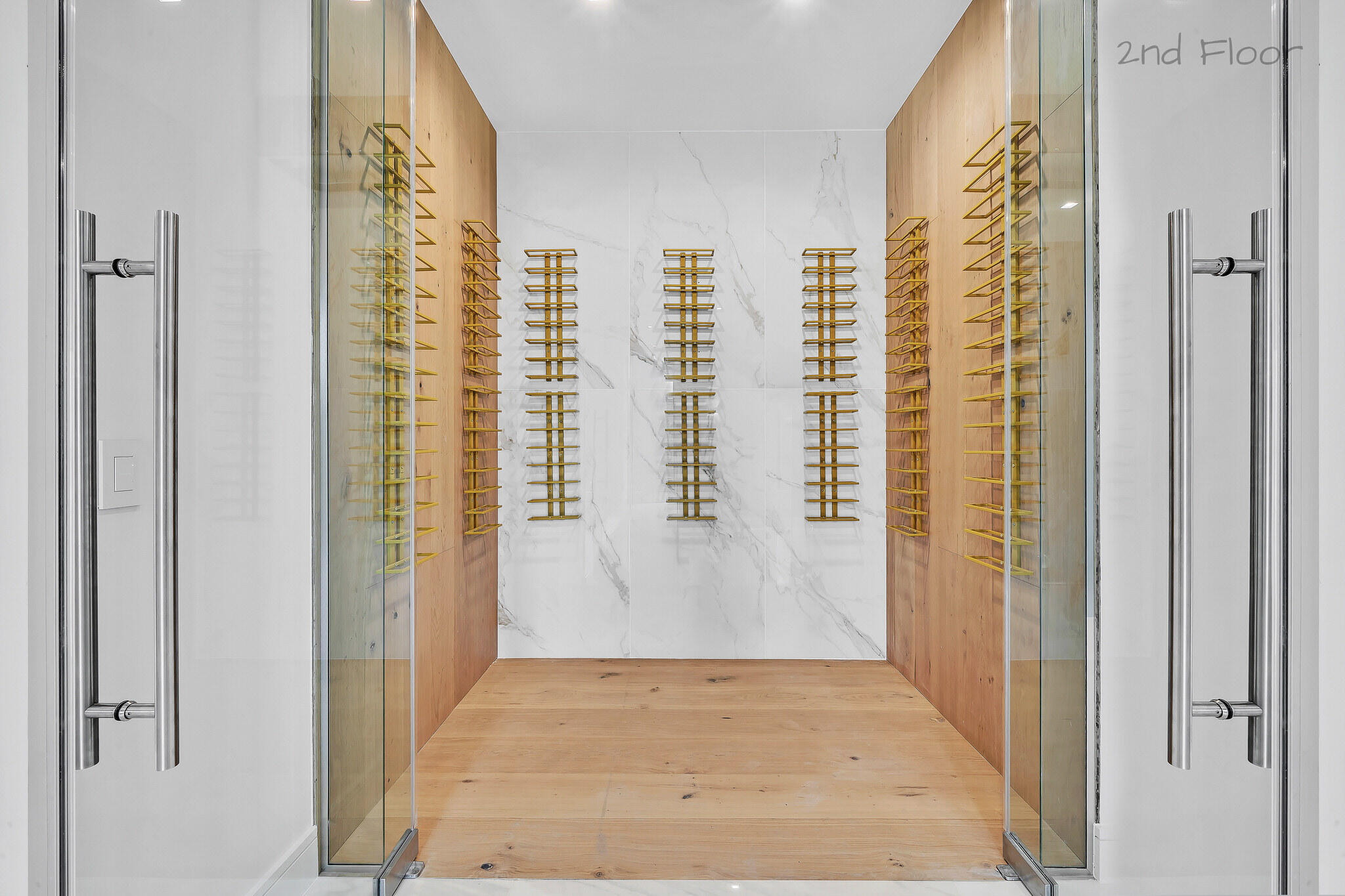 16 Seaside Avenue Key Largo, FL 33037 - Photo 11 of 140 View of Wine cellar