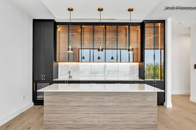 $12,500,000 | 16 Seaside Avenue, Key Largo, FL 33037