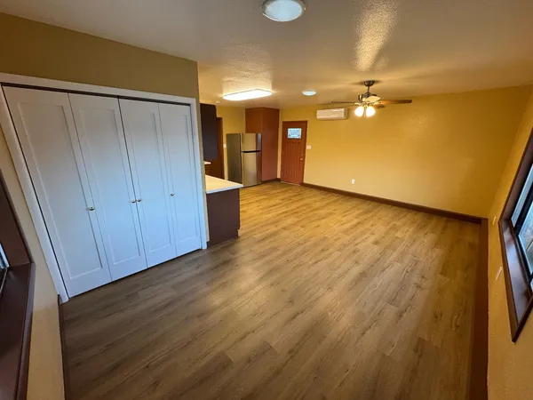 $2,000 | 1143 West El Camino Avenue, Sacramento, CA 95833
