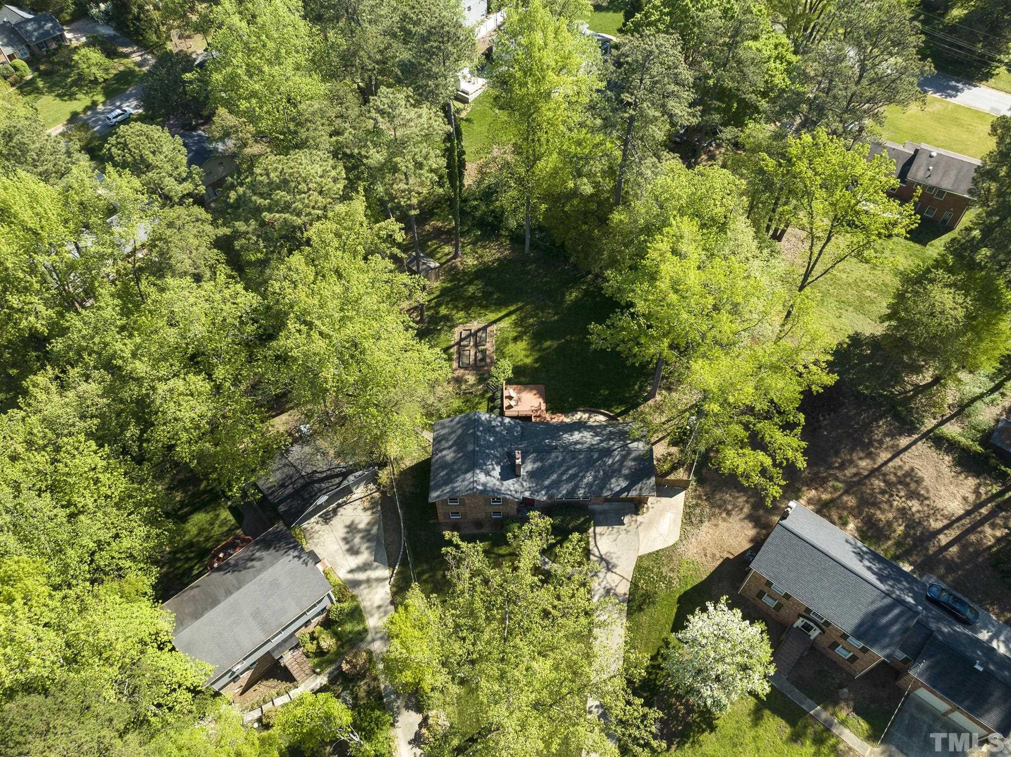 3702 Pembrook Place Raleigh, NC 27612 - Photo 33 of 38