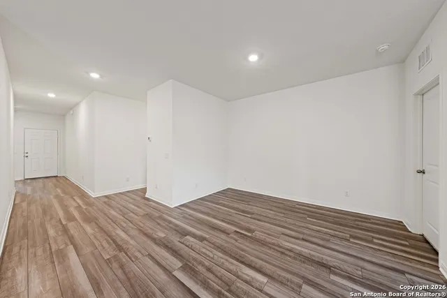 $1,695 | 6028 Pearl Meadow, Converse, TX 78109