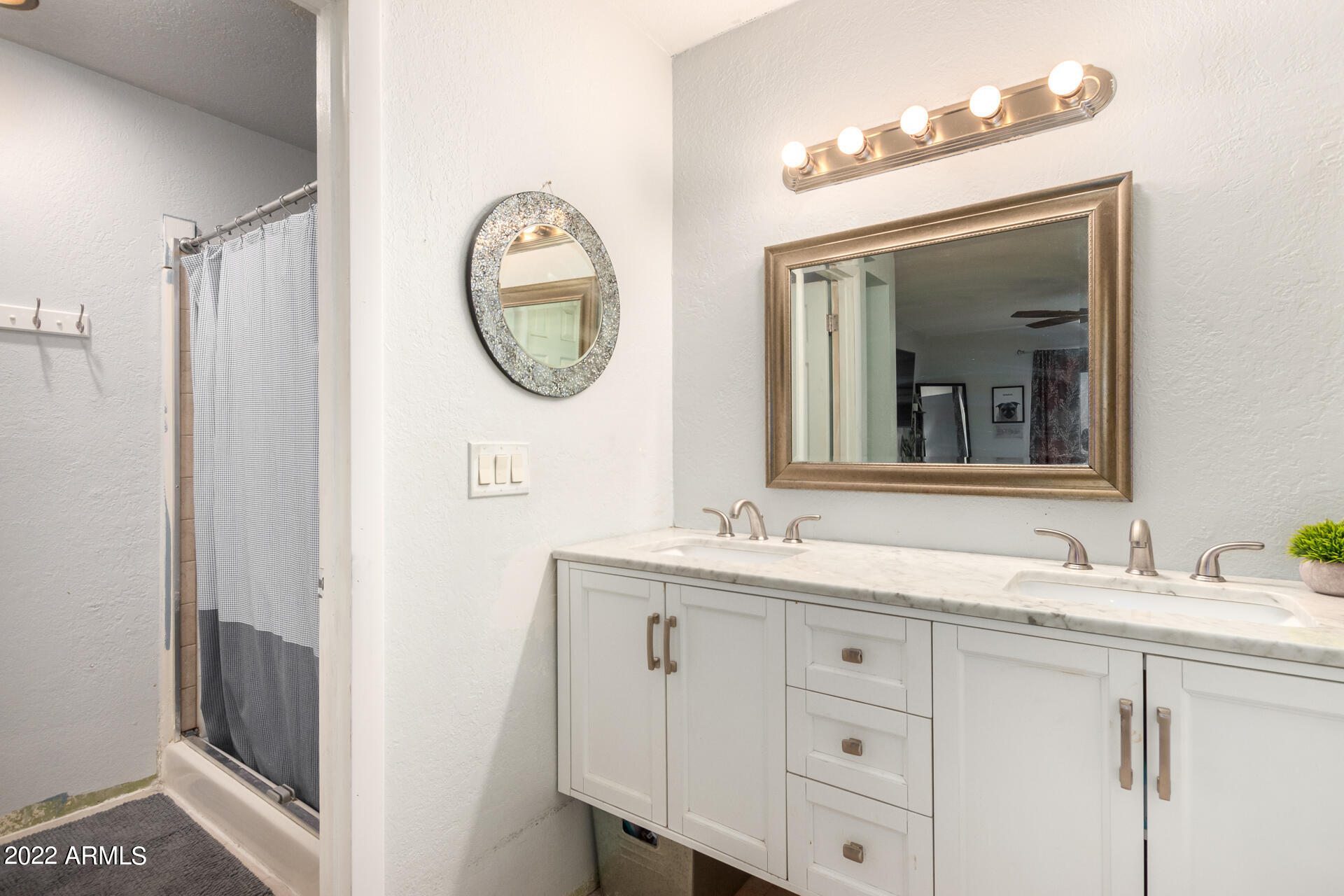 2105 North Recker Road Mesa, AZ 85215 - Photo 18 of 27 0020-20 - Recker