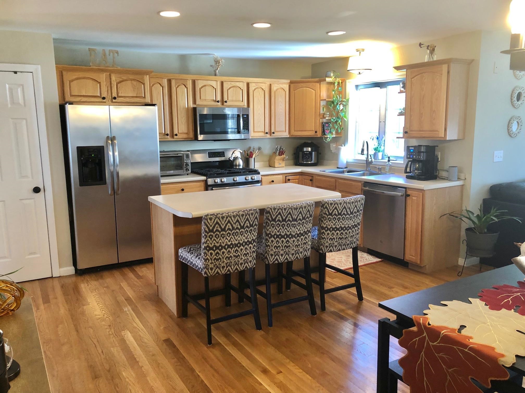 28 Ezras Way Dover, NH 03820 - Photo 9 of 34