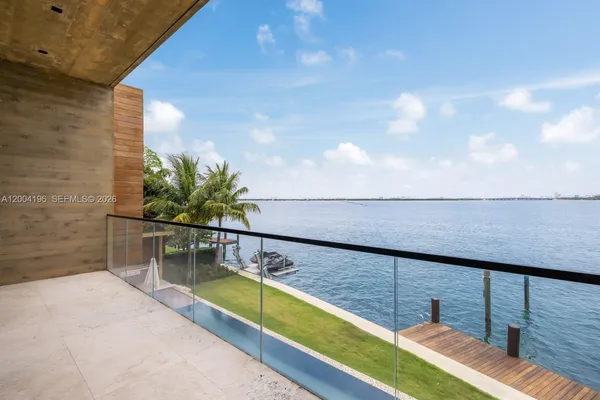 $195,000 | 825 East Dilido Drive, Miami Beach, FL 33139