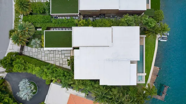 $195,000 | 825 East Dilido Drive, Miami Beach, FL 33139