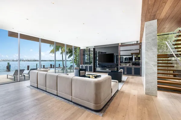 $195,000 | 825 East Dilido Drive, Miami Beach, FL 33139