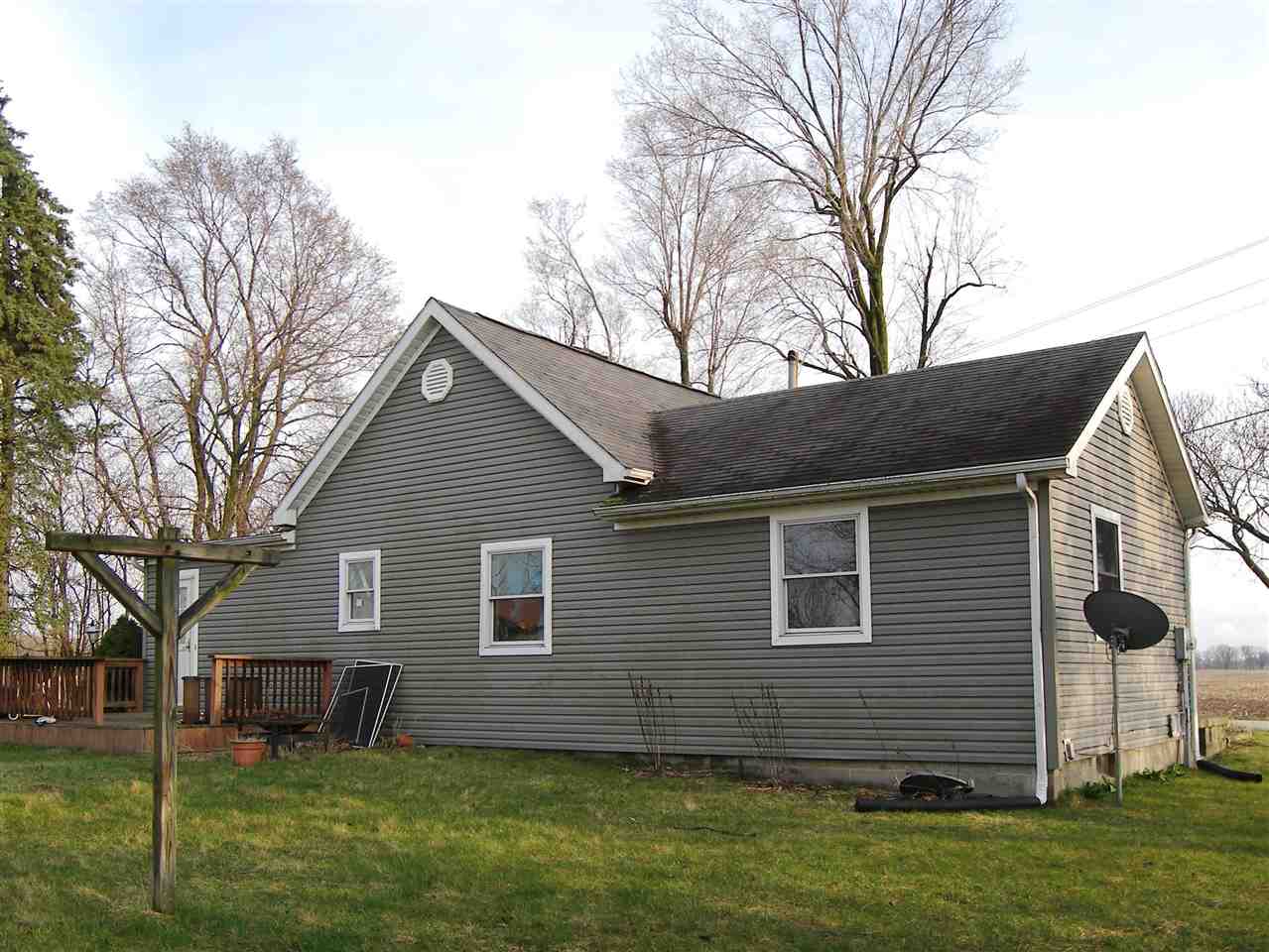 3304 Wooster Road Pierceton, IN 46562 - Photo 5 of 14 Gallery Image 5