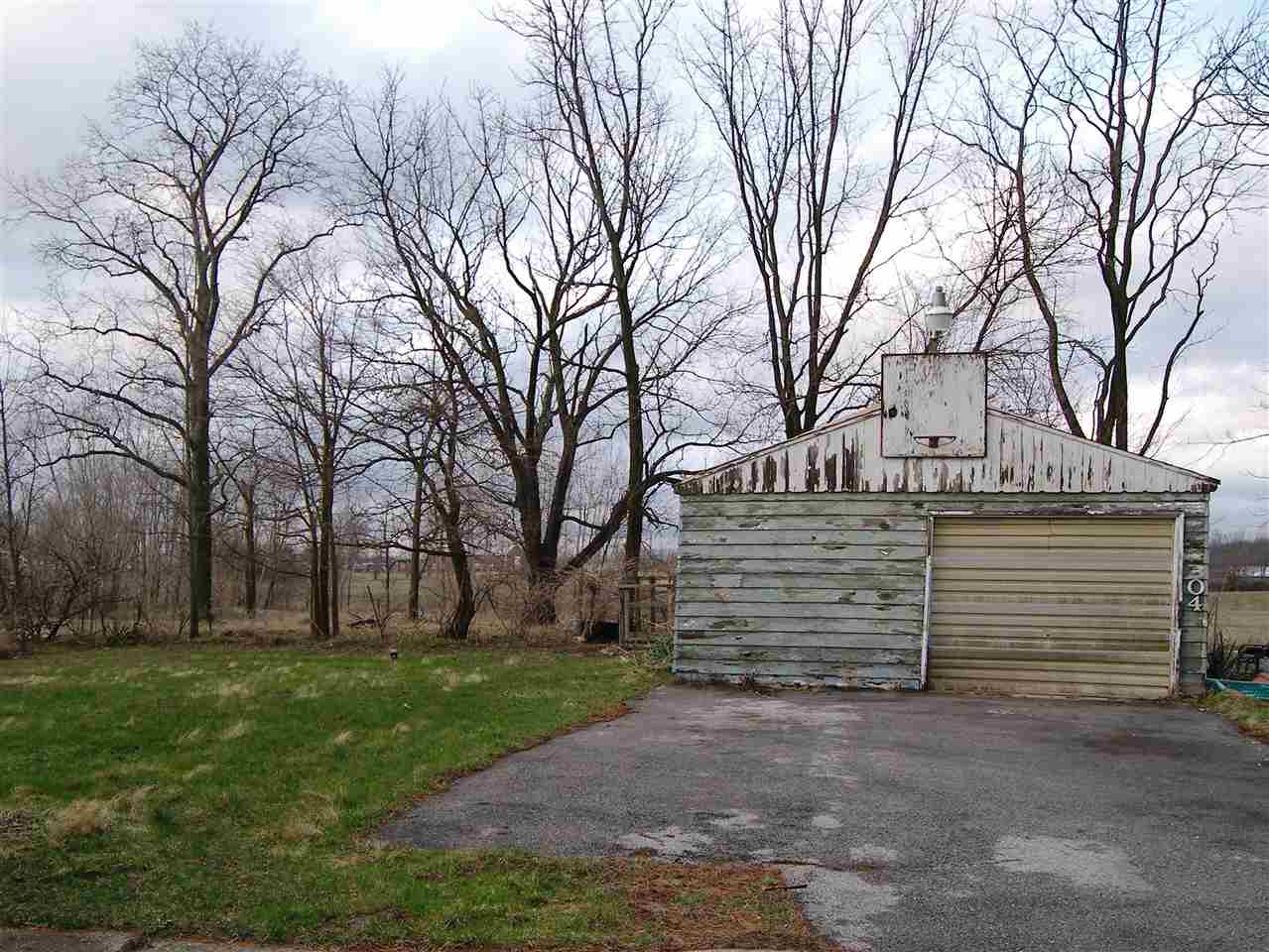 3304 Wooster Road Pierceton, IN 46562 - Photo 10 of 14 Gallery Image 10