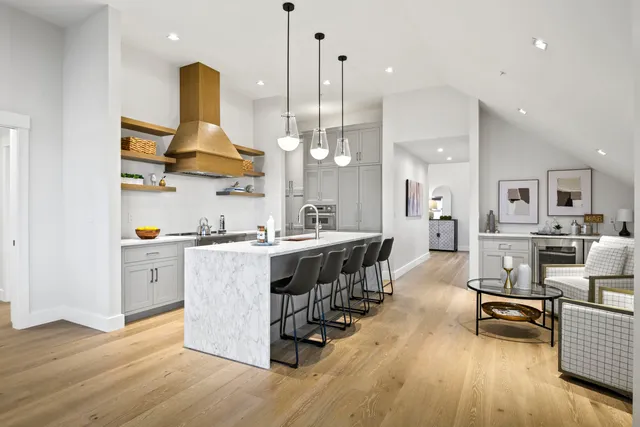 $2,539,000 | 2 India Street, Unit 4, Portland, ME 04101