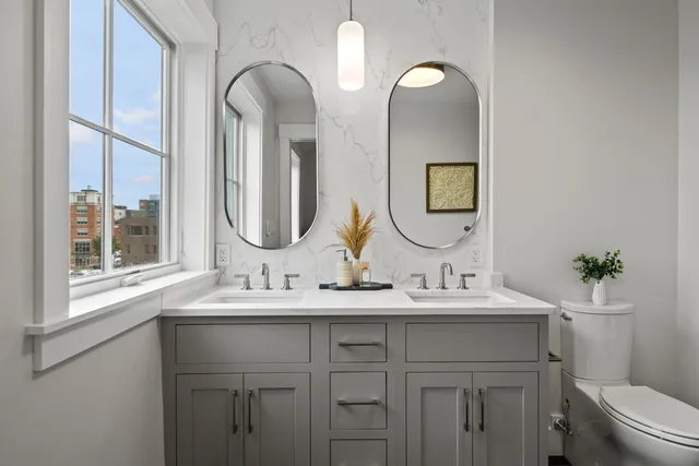 $2,539,000 | 2 India Street, Unit 4, Portland, ME 04101