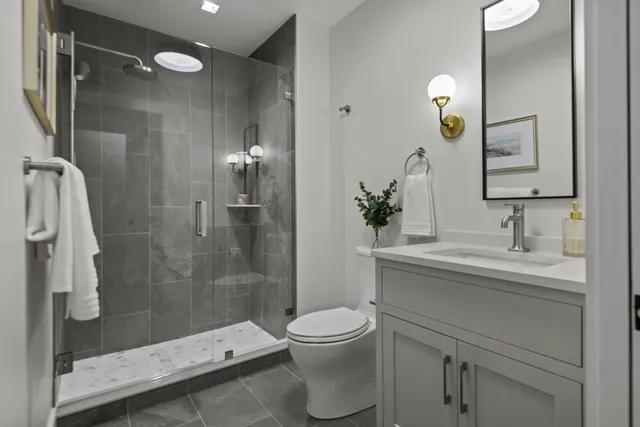 $2,539,000 | 2 India Street, Unit 4, Portland, ME 04101