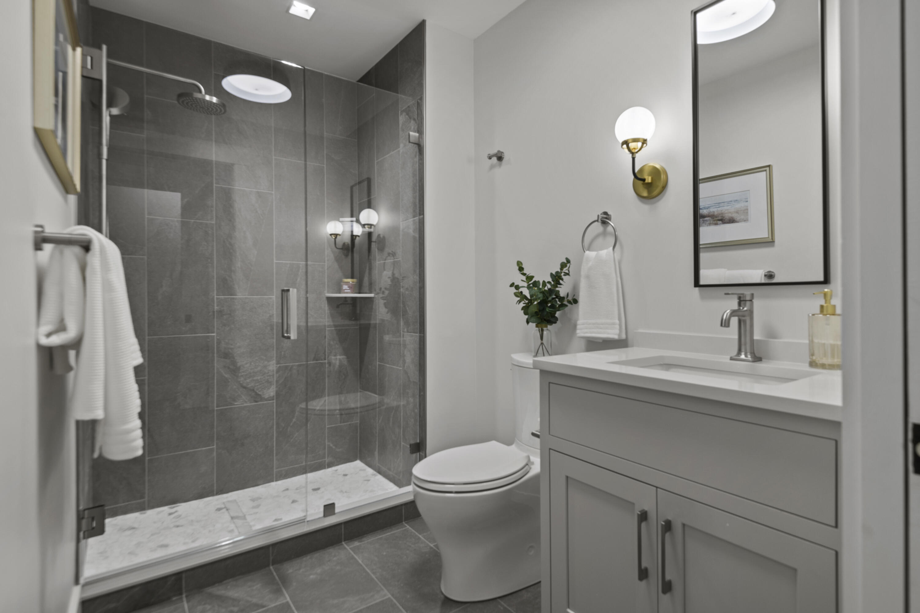 2 India Street, Unit 4 Portland, ME 04101 - Photo 35 of 51 India St_035_Unit4_mls