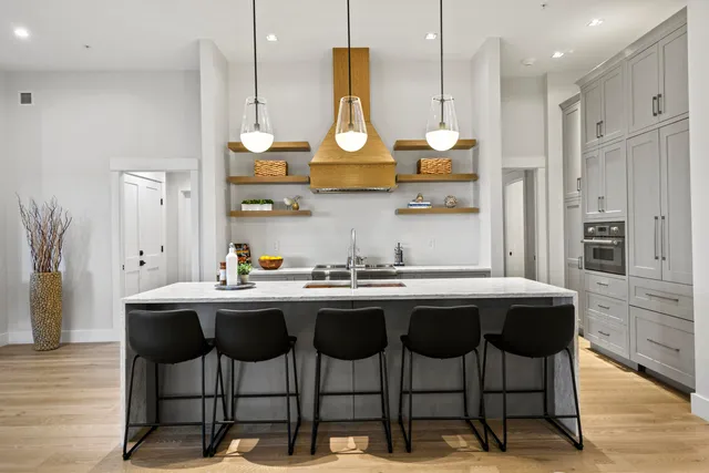 $2,539,000 | 2 India Street, Unit 4, Portland, ME 04101