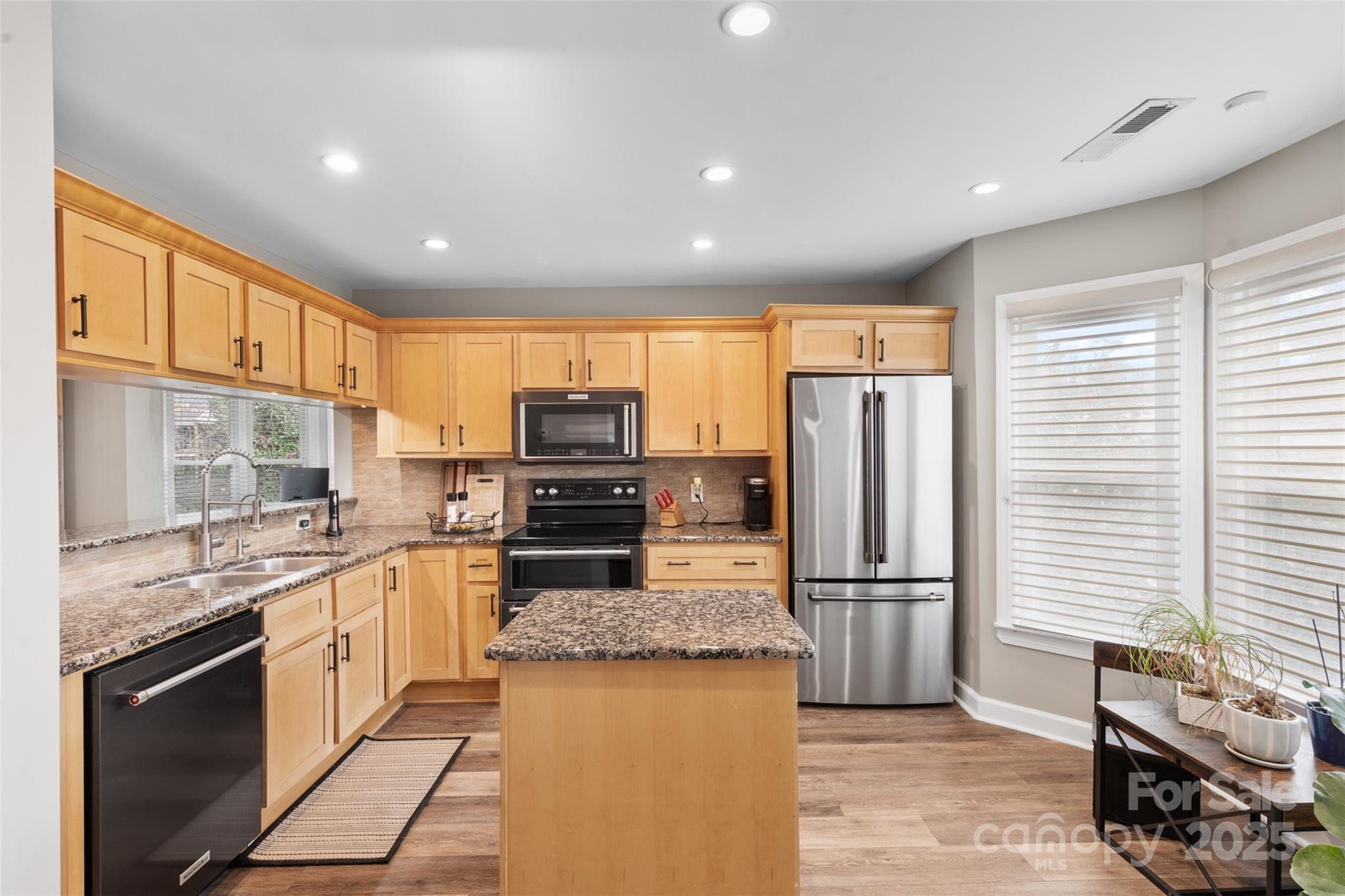 13820 Queens Harbor Road, Unit G Charlotte, NC 28278 - Photo 28 of 30