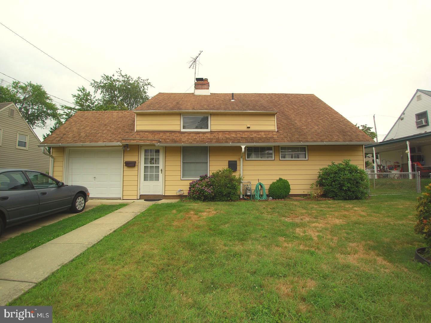9337 Andover Road Philadelphia, PA 19114 - Photo 2 of 19 Gallery Image 2