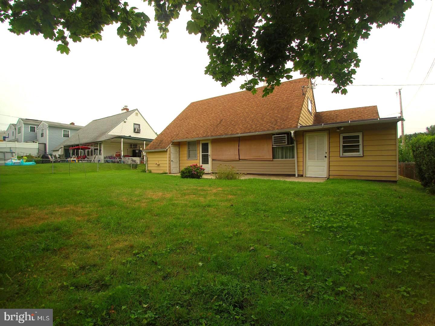 9337 Andover Road Philadelphia, PA 19114 - Photo 18 of 19 Gallery Image 18