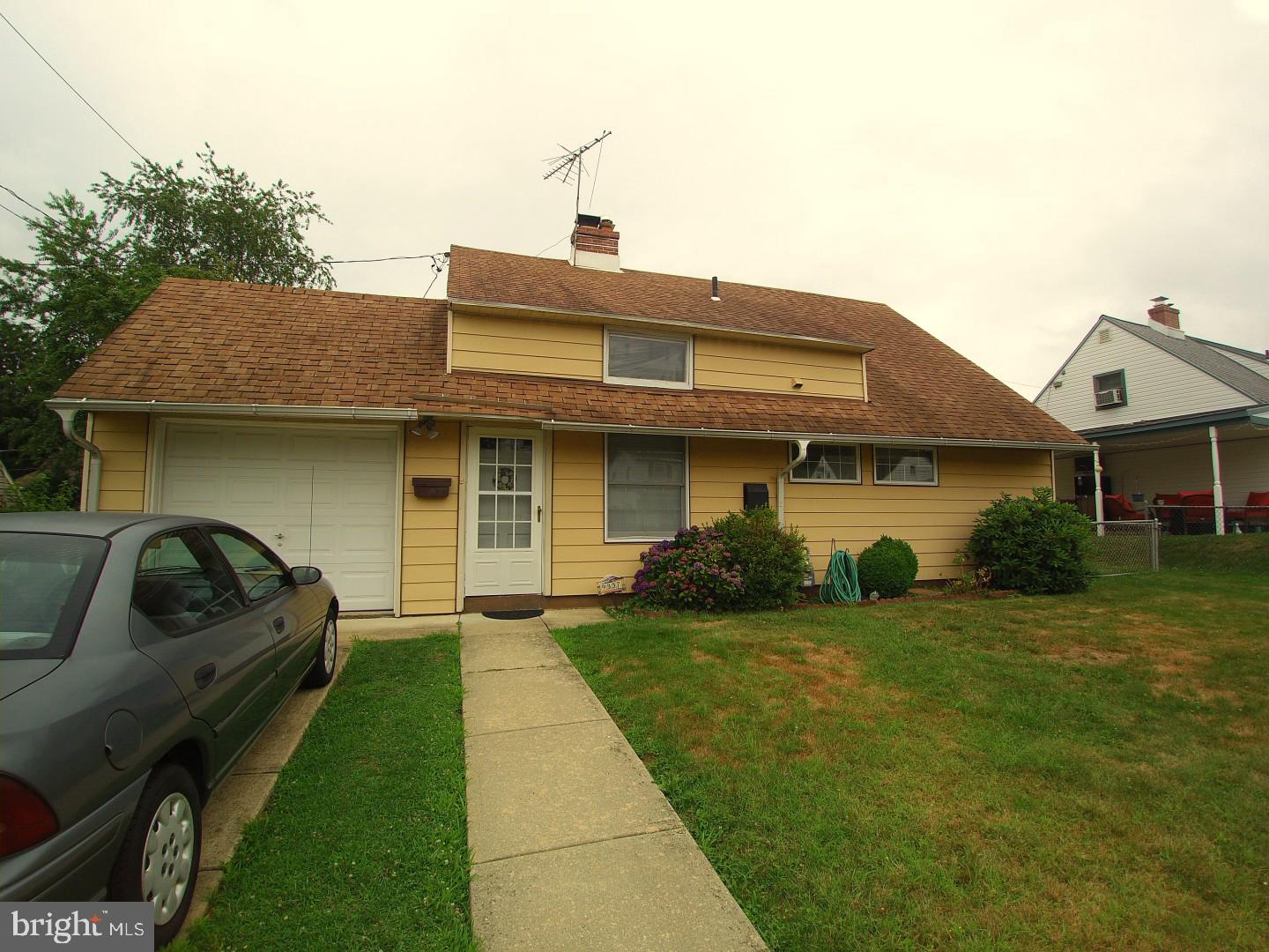 9337 Andover Road Philadelphia, PA 19114 - Photo 3 of 19 Gallery Image 3