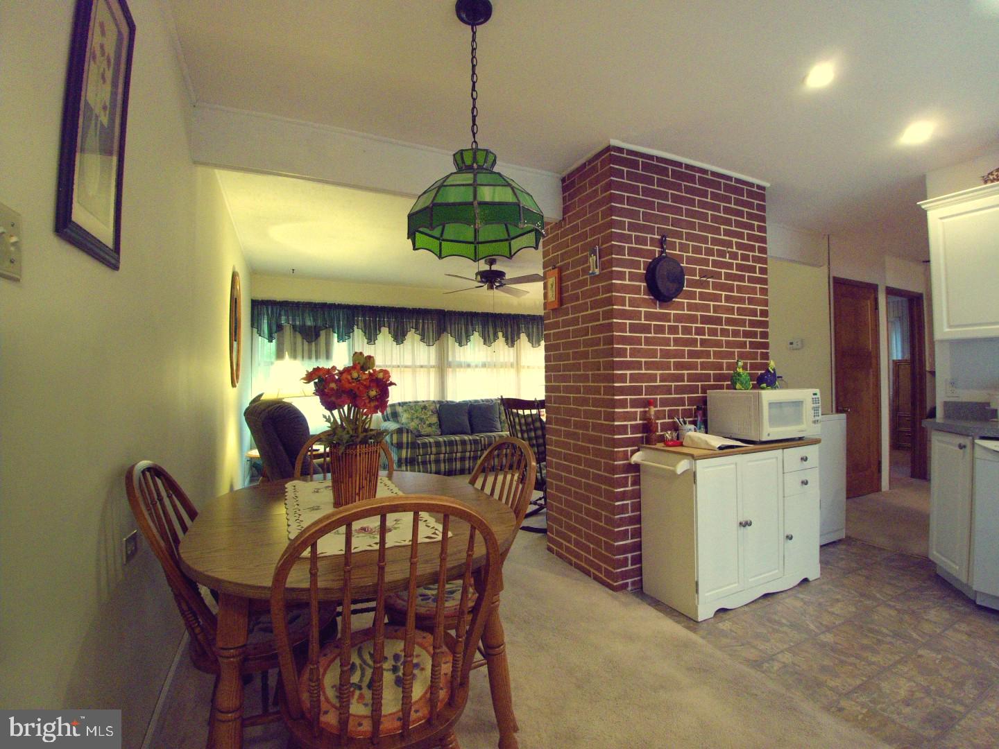 9337 Andover Road Philadelphia, PA 19114 - Photo 4 of 19 Gallery Image 4
