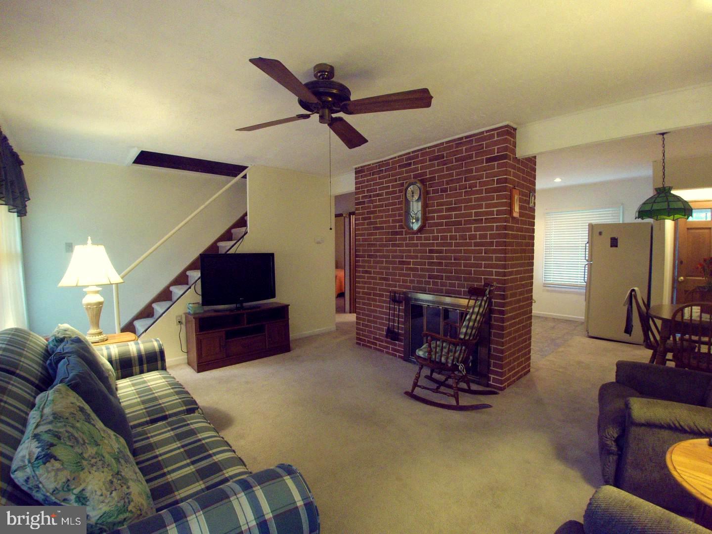 9337 Andover Road Philadelphia, PA 19114 - Photo 5 of 19 Gallery Image 5