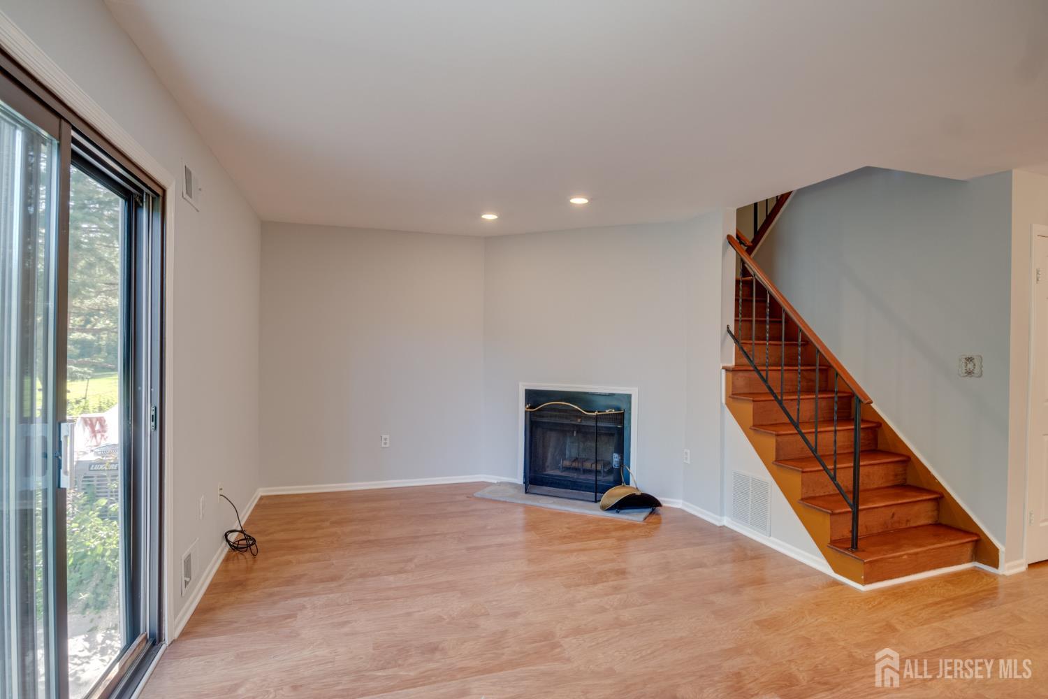 1 Orchid Court Edison, NJ 08820 - Photo 12 of 28