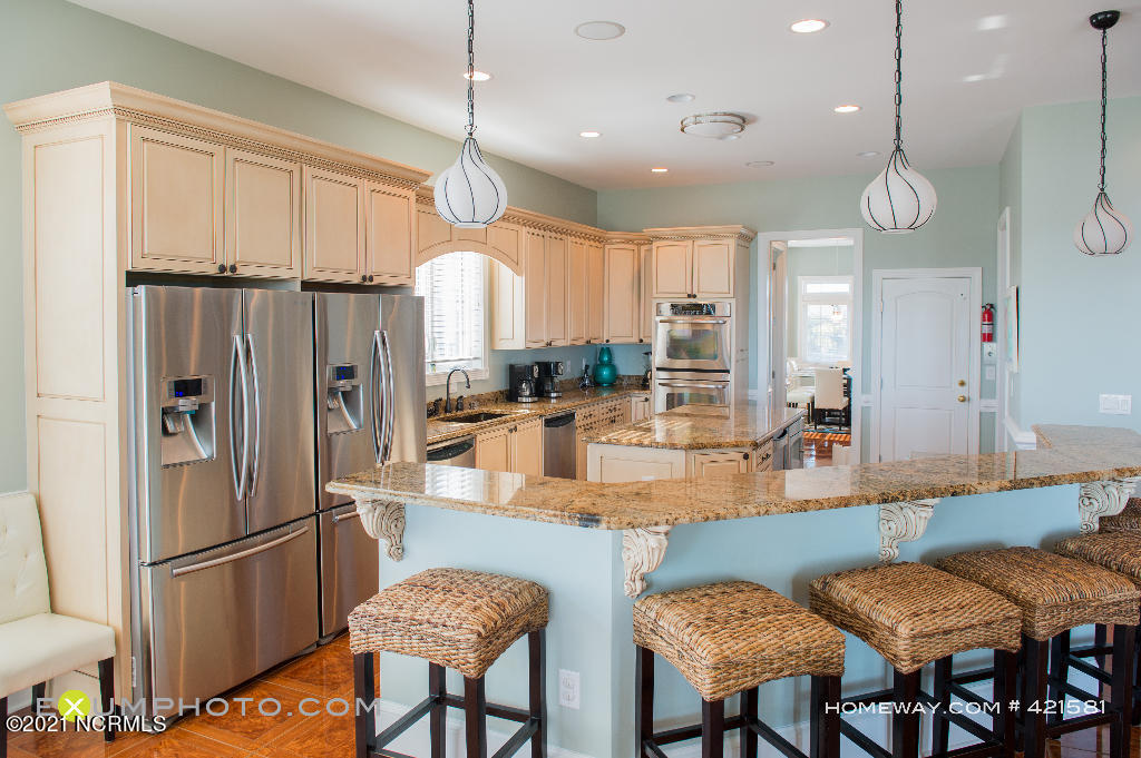 389 West First Street Ocean Isle Beach, NC 28469 - Photo 11 of 25 10