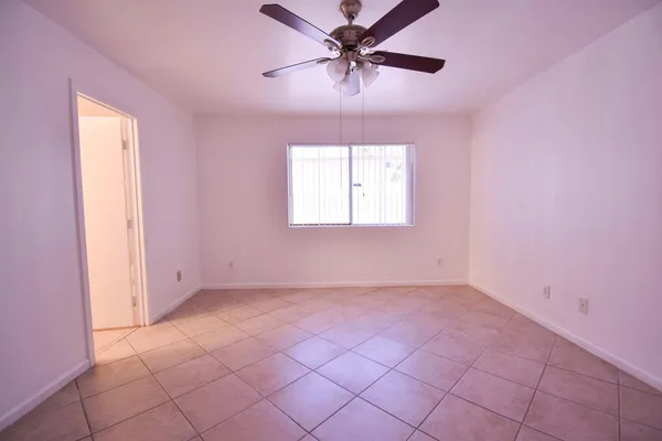 $2,000 | 6780 North 74th Drive, Glendale, AZ 85303