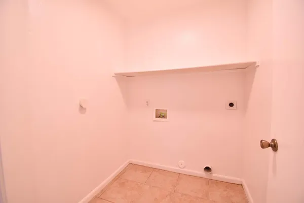 $1,900 | 6780 North 74th Drive, Glendale, AZ 85303