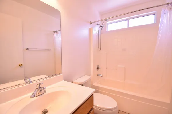 $2,000 | 6780 North 74th Drive, Glendale, AZ 85303