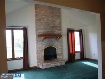 788 West Quillytown Road Carneys Point, NJ 08069 - Photo 2 of 6 Gallery Image 2