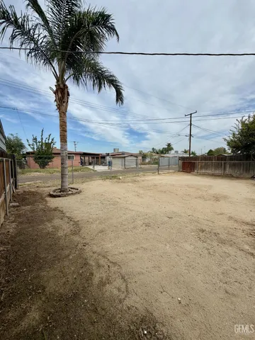 $320,000 | Undisclosed Address, Delano, CA 93215