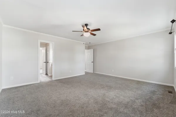 $1,395 | 208 Bracken Place, Jacksonville, NC 28540