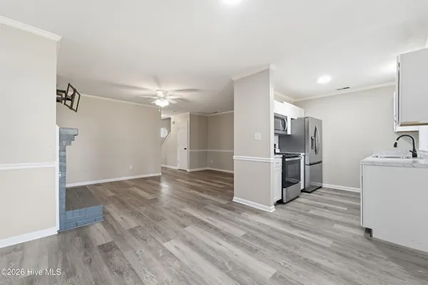 $1,395 | 208 Bracken Place, Jacksonville, NC 28540