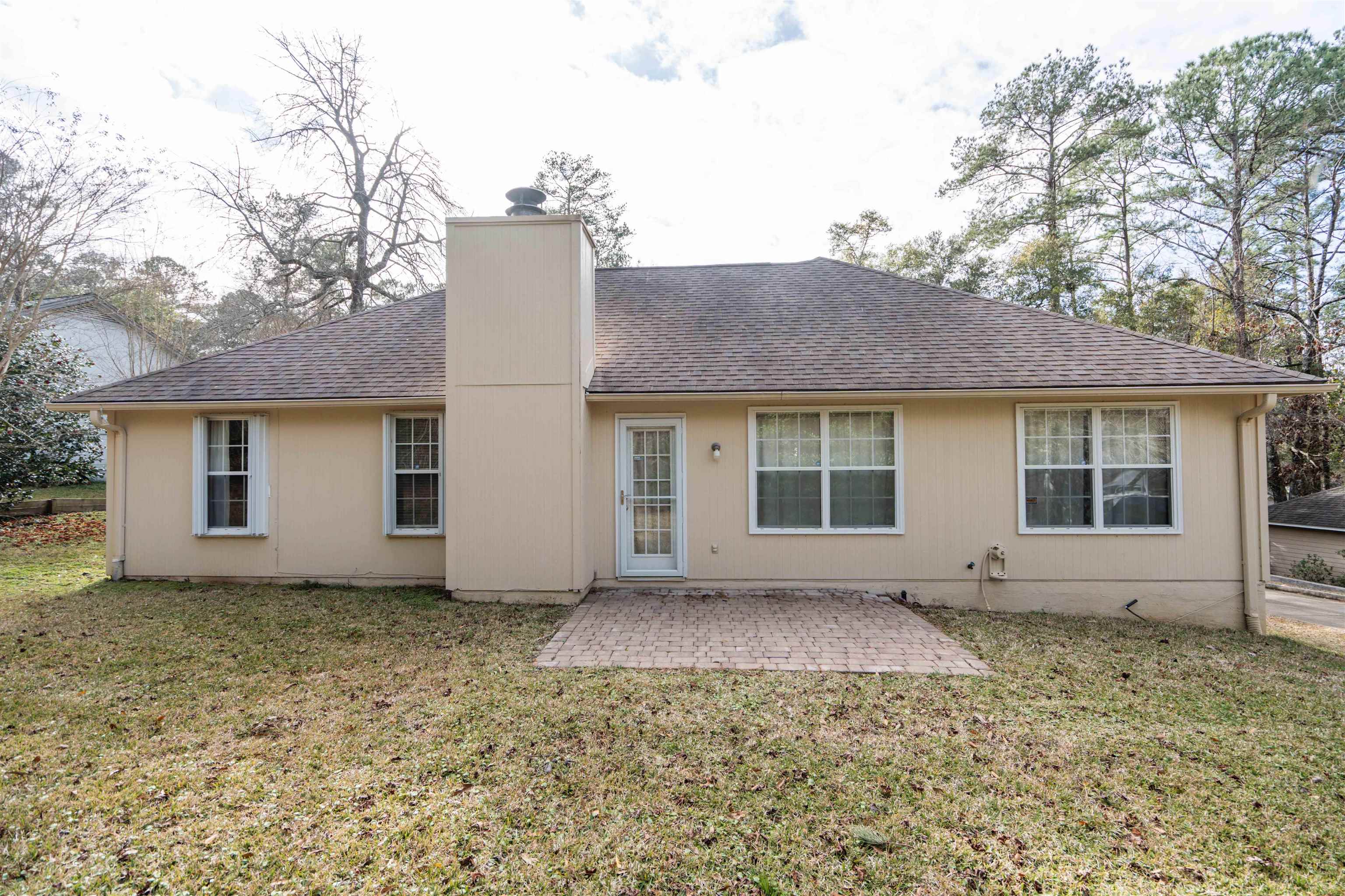 1764 Folkstone Road Tallahassee, FL 32312 - Photo 3 of 41