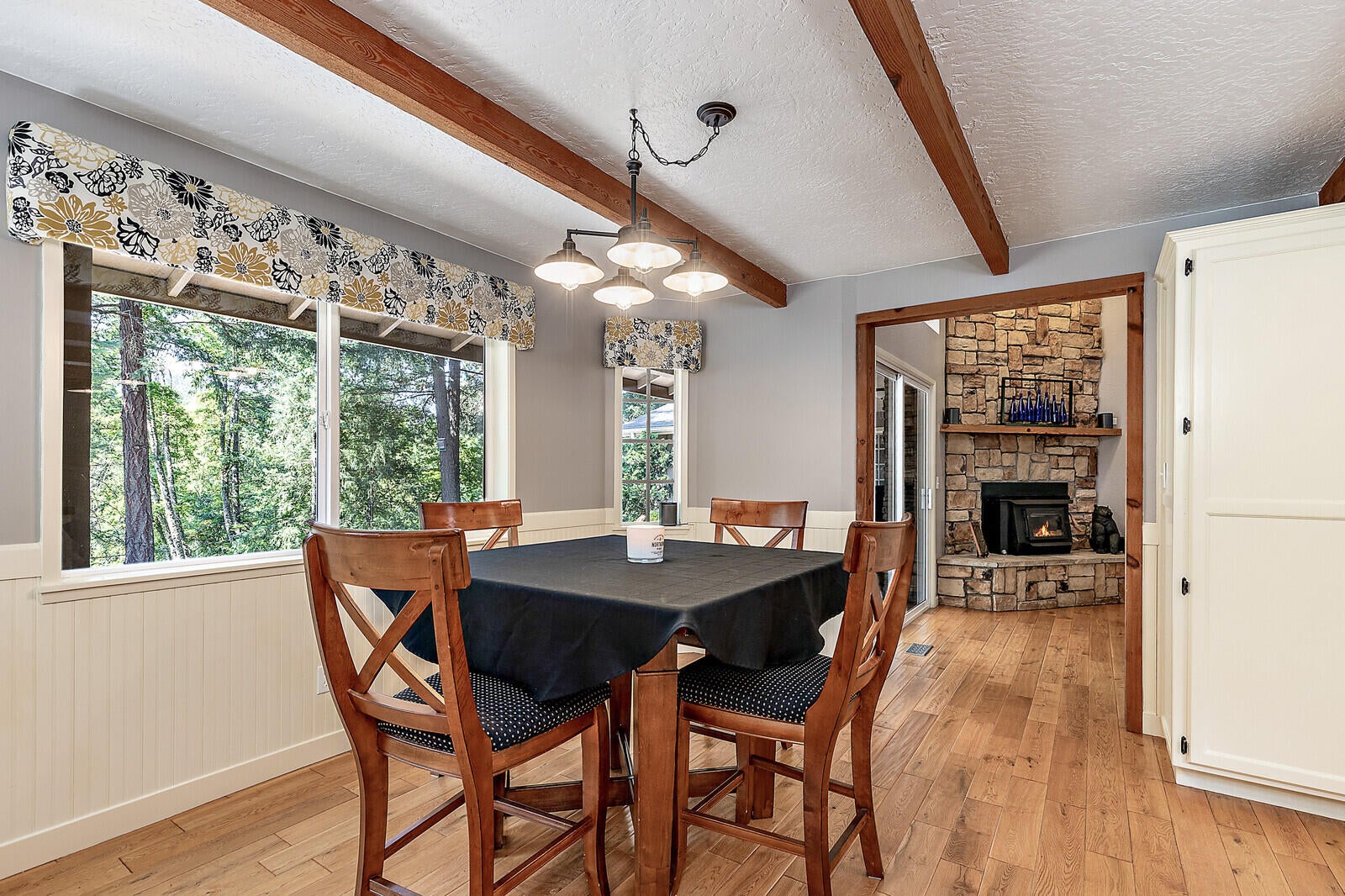 8769 North Applegate Road Grants Pass, OR 97527 - Photo 21 of 54 50_NA_50_mls