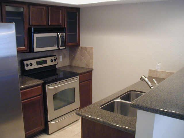 3235 East Camelback Road, Unit 123 Phoenix, AZ 85018 - Photo 3 of 6 Additional Photo