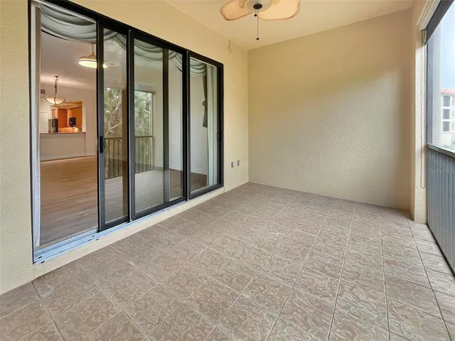 $2,595 | 7710 Lake Vista Court, Unit 206, Bradenton, FL 34202