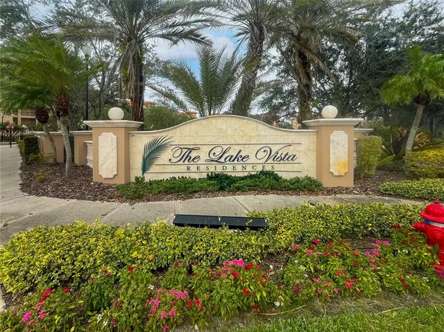 $2,595 | 7710 Lake Vista Court, Unit 206, Bradenton, FL 34202