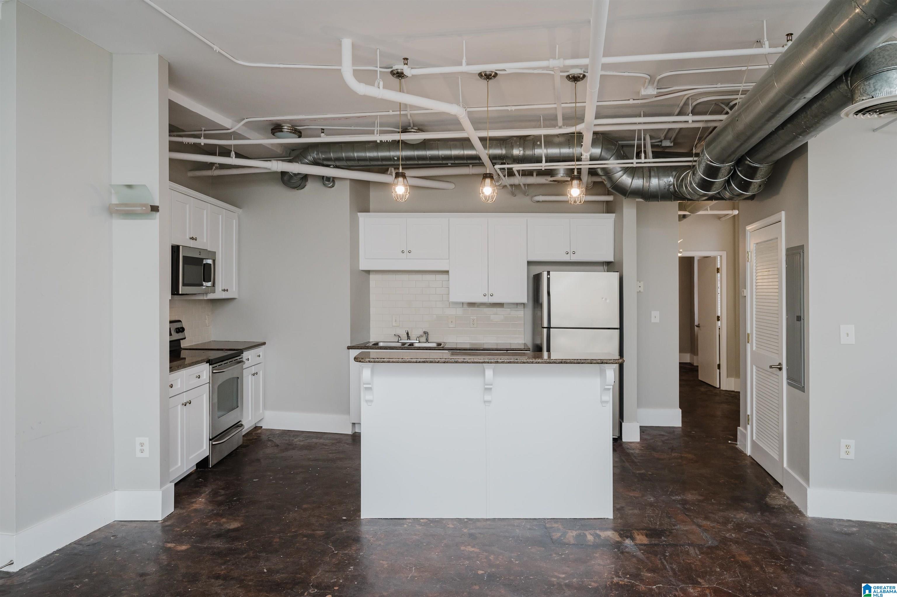 2008 3rd Avenue South, Unit 2A Birmingham, AL 35233 - Photo 13 of 31