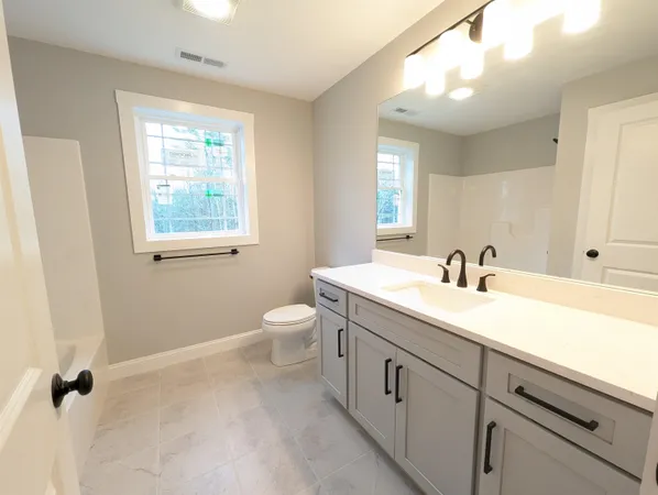 $849,900 | 15 Bald Hill Road, Raymond, NH 03077