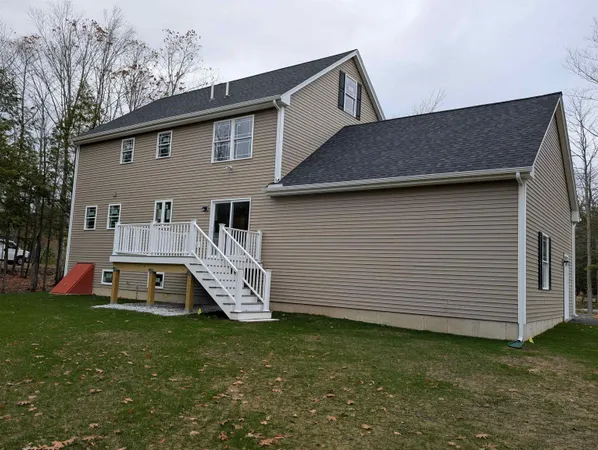 $849,900 | 15 Bald Hill Road, Raymond, NH 03077