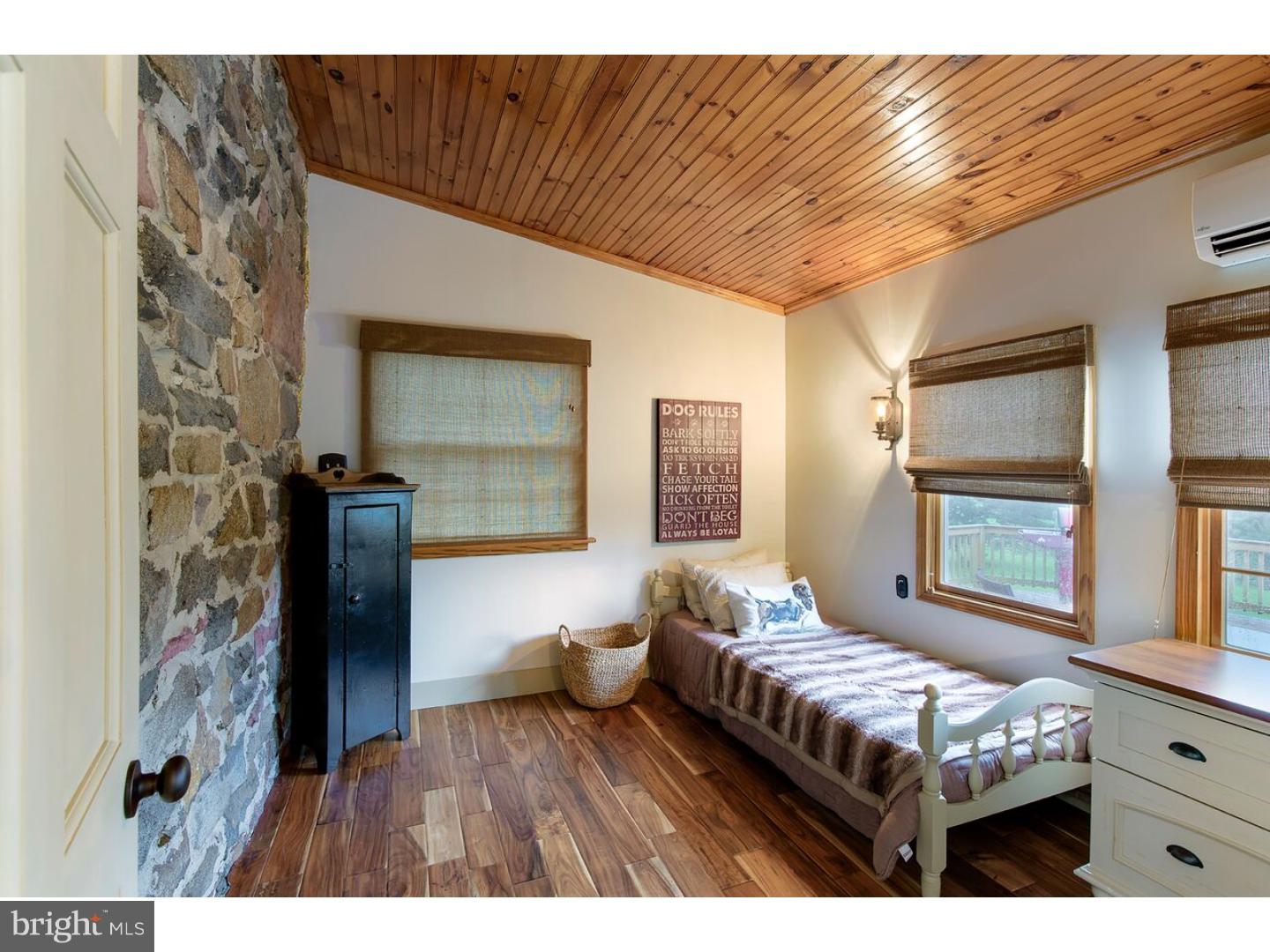 413 Chapel Hill Road Reading, PA 19608 - Photo 13 of 24