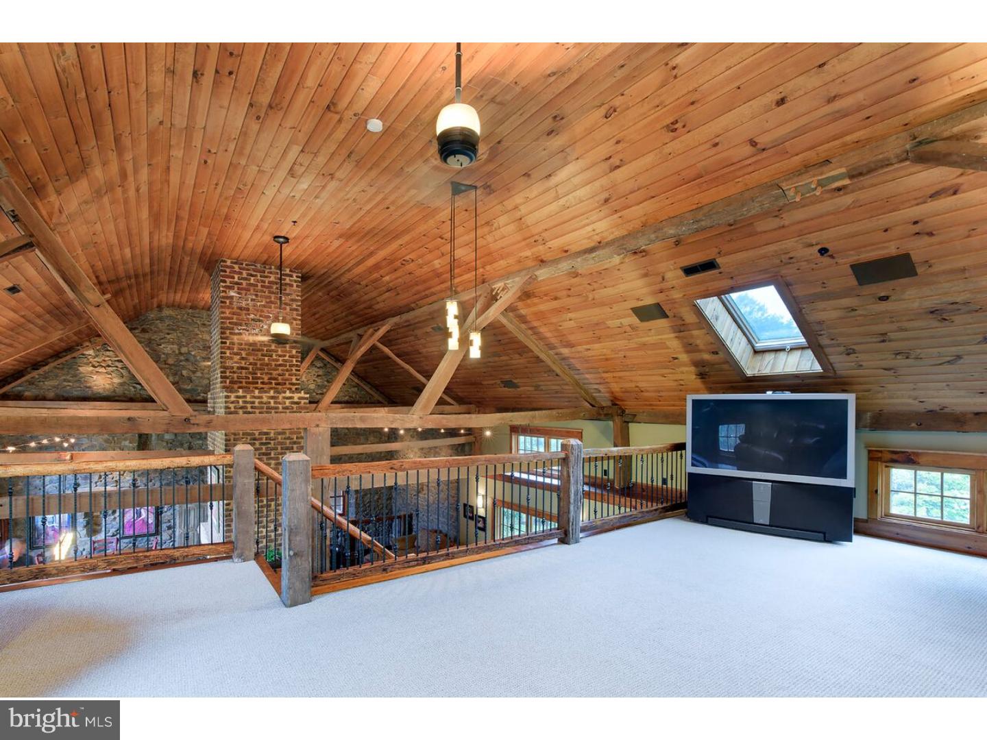 413 Chapel Hill Road Reading, PA 19608 - Photo 18 of 24