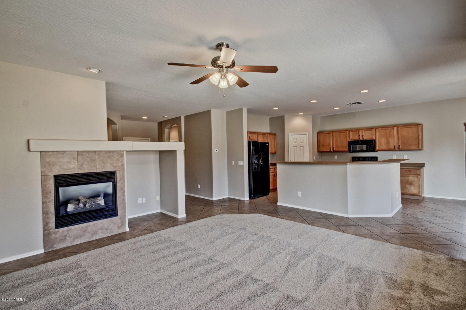 13836 West Redfield Road Surprise, AZ 85379 - Photo 8 of 39 Redfield (14)