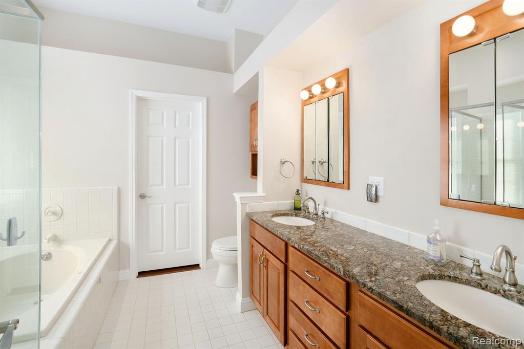 4019 Pine Ridge Court Fenton, MI 48430 - Photo 18 of 44 Gallery Image 18