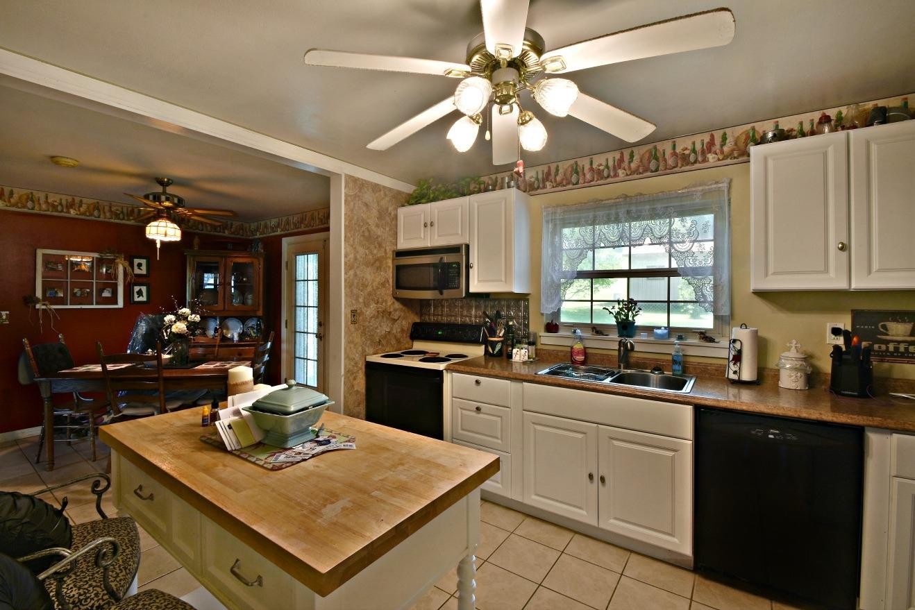 1281 Ridgeview Drive Clinton, TN 37716 - Photo 10 of 19 Gallery Image 10